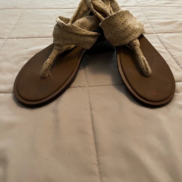Sanuk women’s Sandals Size 8 - Picture 2 of 4